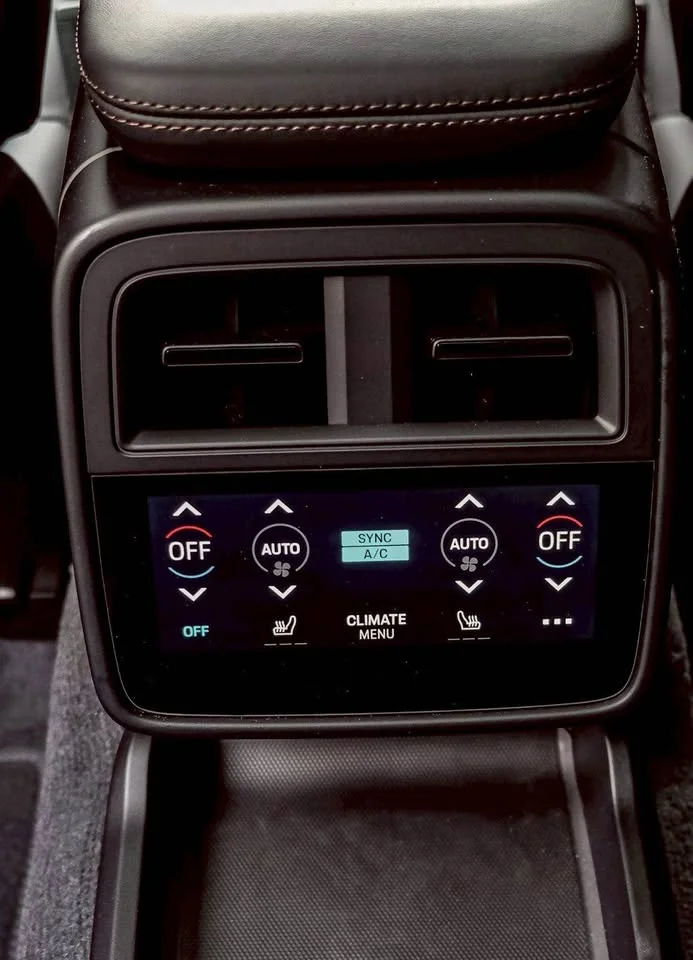 2023 Porsche Taycan 9J1 2