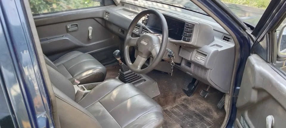 1996 Isuzu TFR III 2