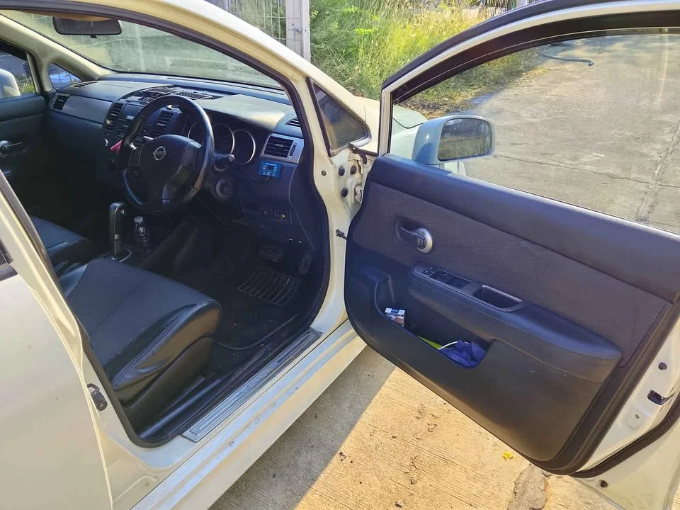 2006 Nissan Tiida I (C11) 3