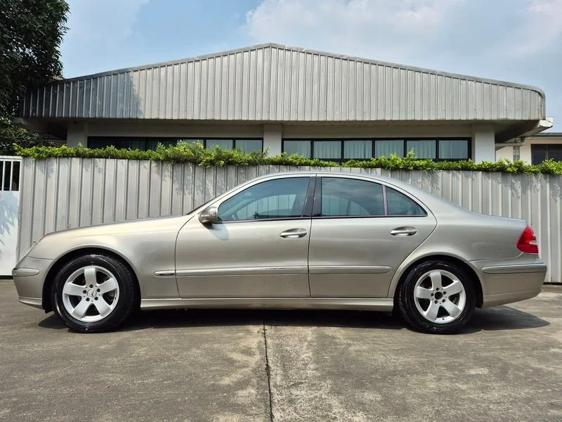 2005 Benz E-Class W211 2