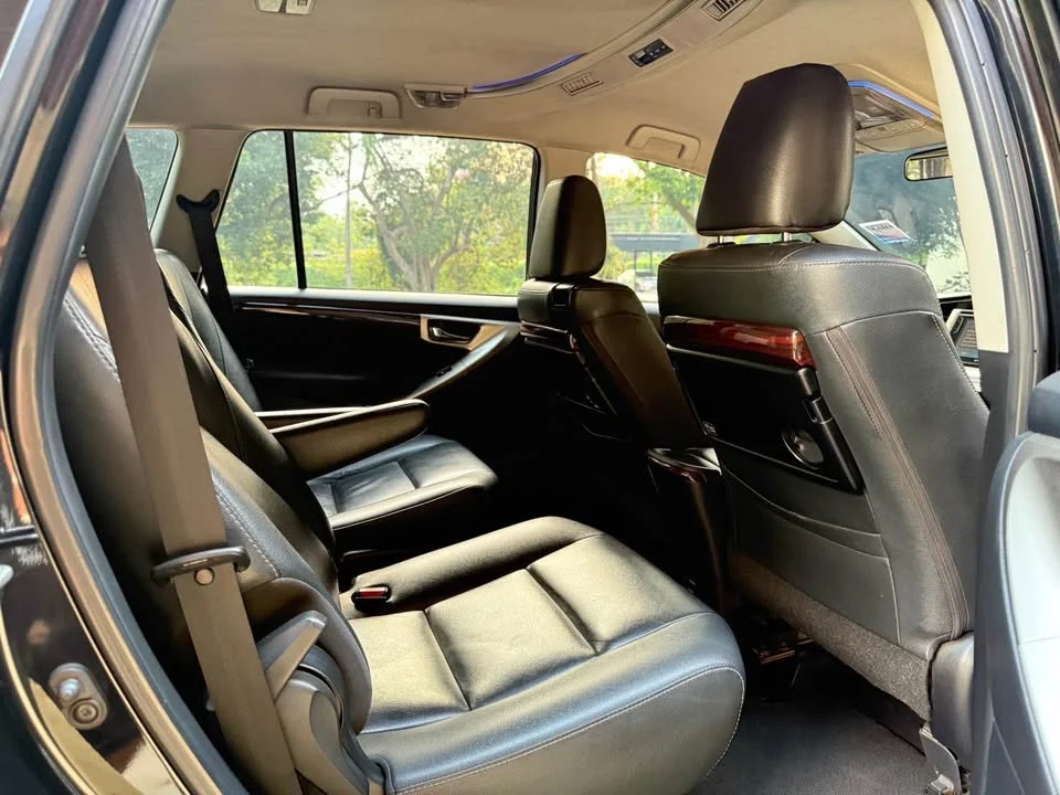 2020 Toyota Innova II 2