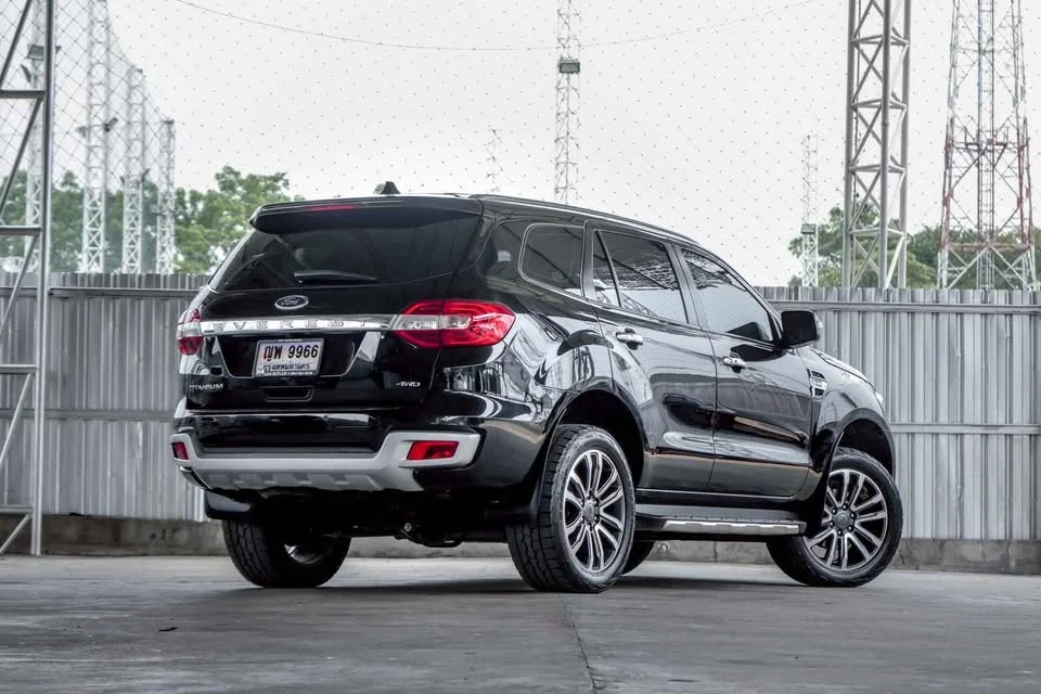 2023 Ford Everest II 3
