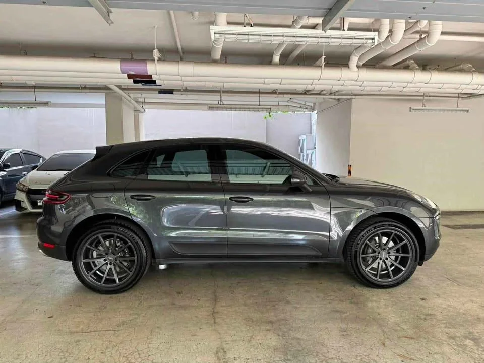 2016 Porsche Macan I 3