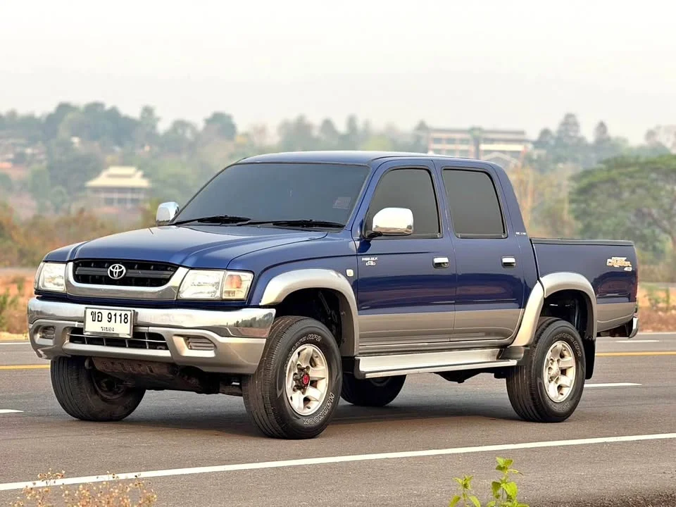 2004 Toyota Hilux Tiger VI 2