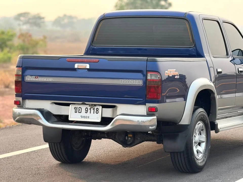 2004 Toyota Hilux Tiger VI 3