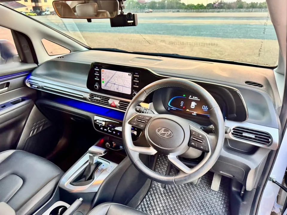 2024 Hyundai Stargazer KS 3