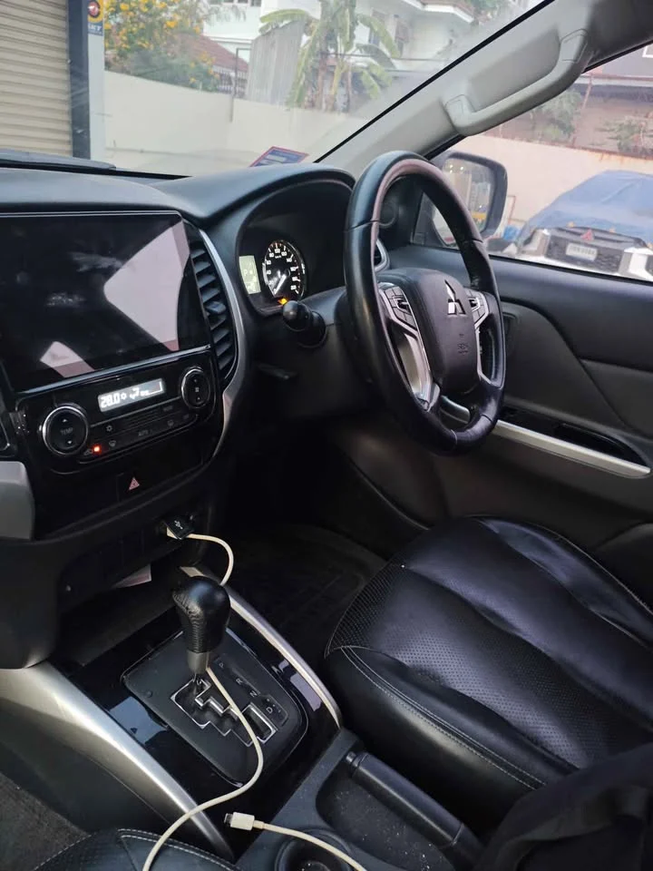 2017 Mitsubishi Triton V 3