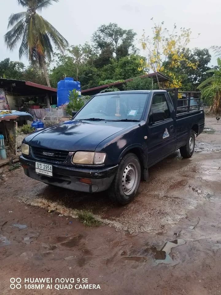 2001 Isuzu Faster Dragon Eyes III 2