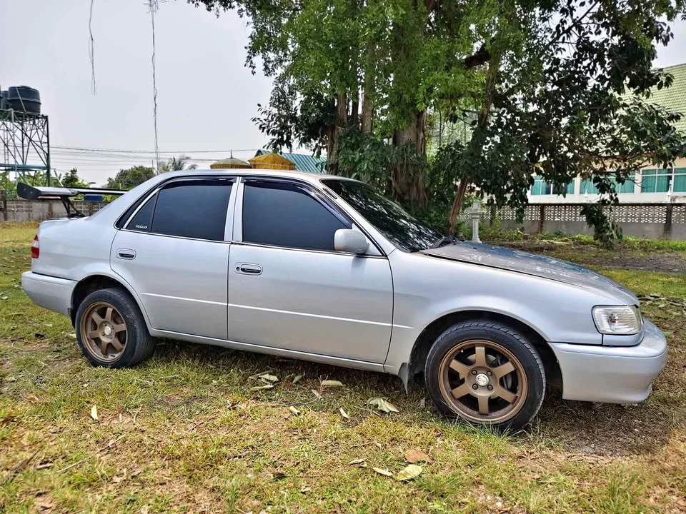 2000 Toyota Corolla Altis VIII (E110) 2