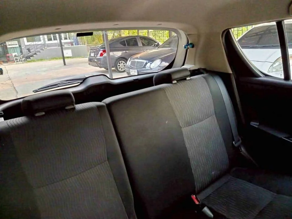 2012 Suzuki Swift II 2