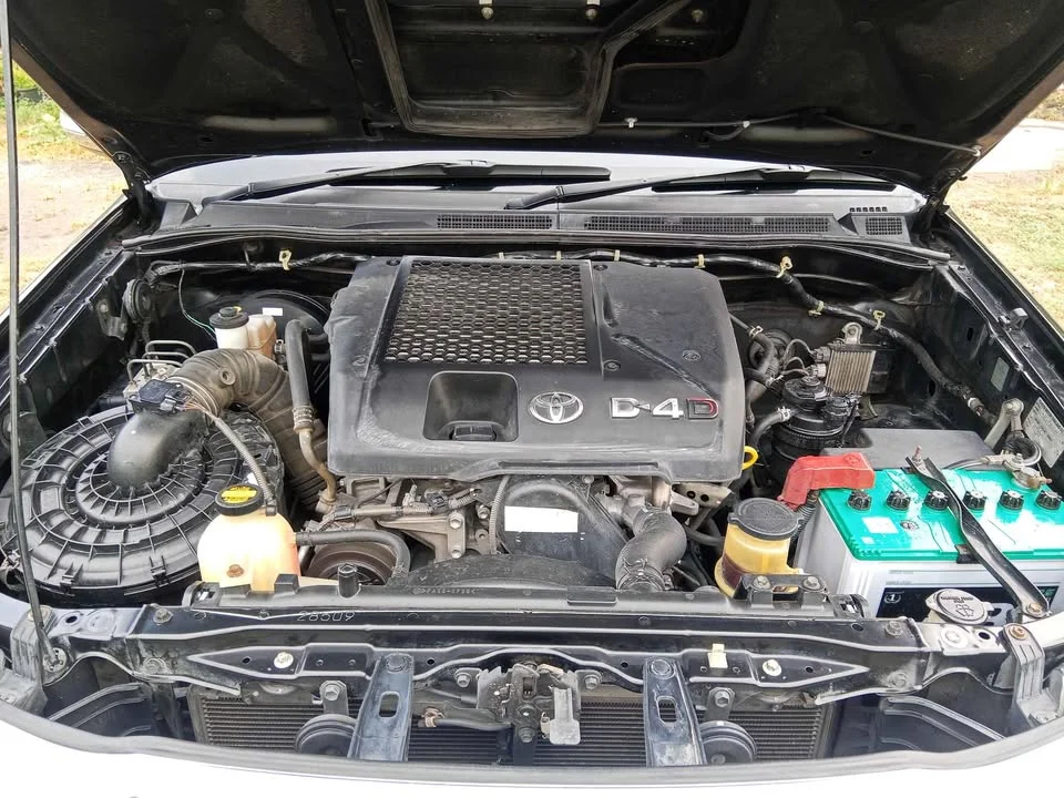 2012 Toyota Hilux VII 2