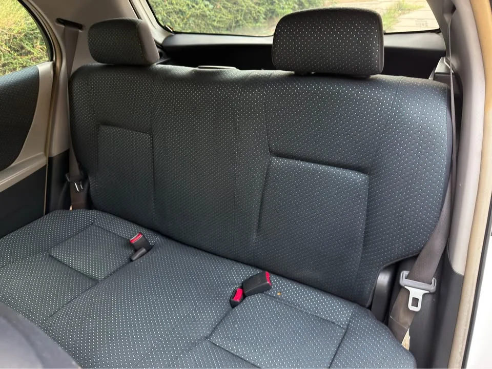 2008 Toyota Yaris II 2