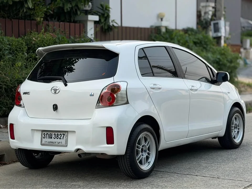 2008 Toyota Yaris II 3