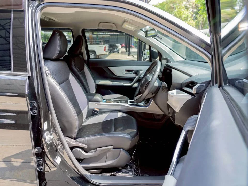 2023 Toyota Veloz III 3