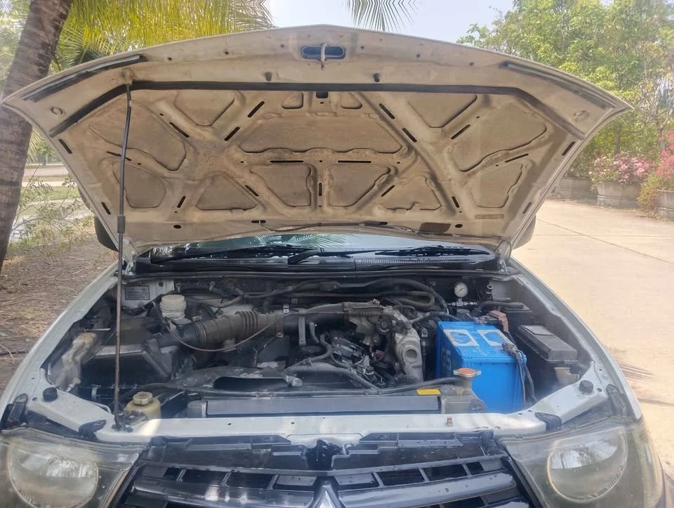 2011 Mitsubishi Triton IV 3