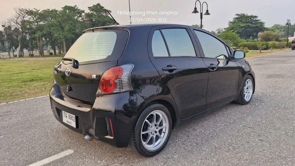 2011 Toyota Yaris II 3