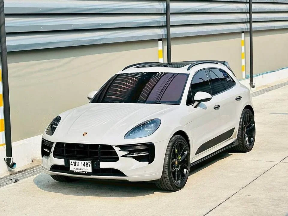 2021 Porsche Macan I 3
