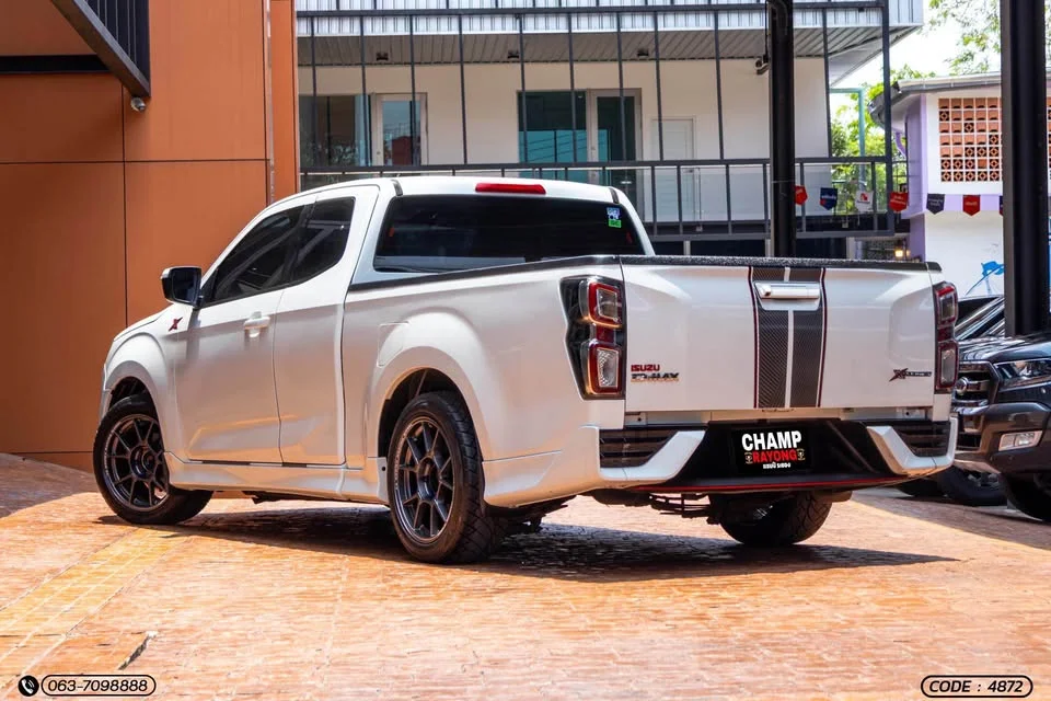 2021 Isuzu D-Max III (RG) 2