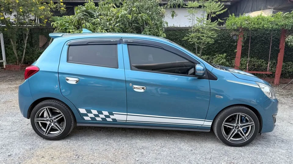 2017 Mitsubishi Mirage VI 3