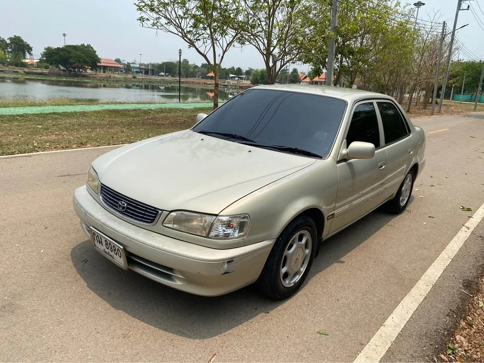 2000 Toyota Corolla Altis VIII (E110) 3