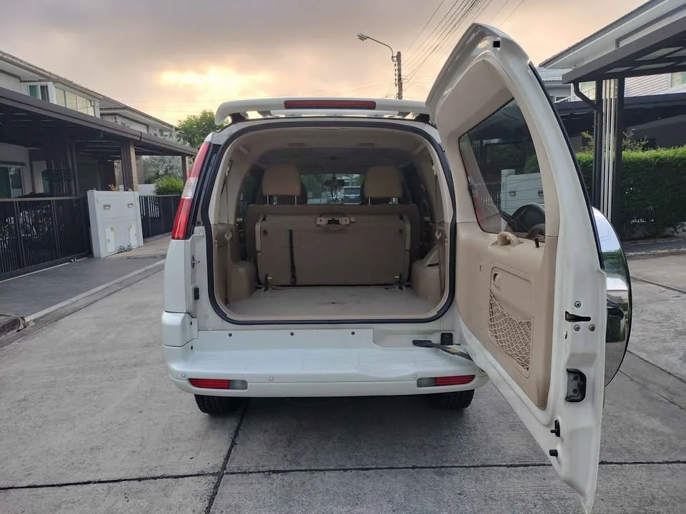 2009 Ford Everest I 3
