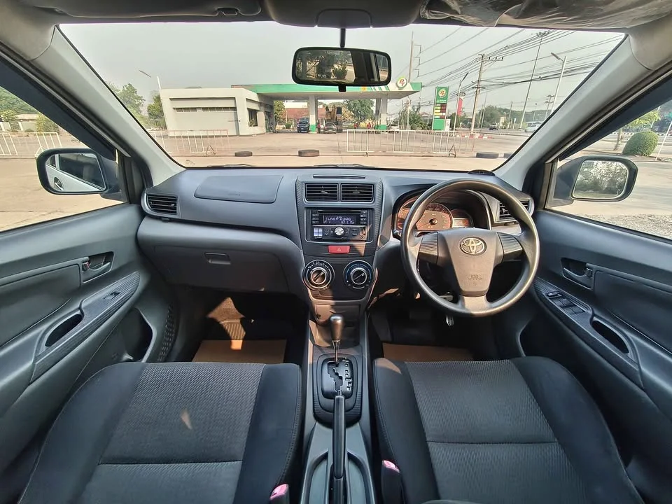 2014 Toyota Avanza II 3