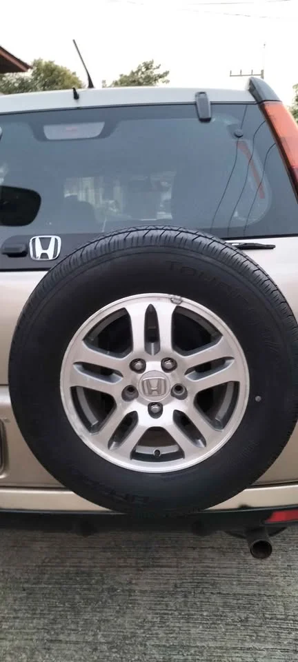 2004 Honda CR-V II 3