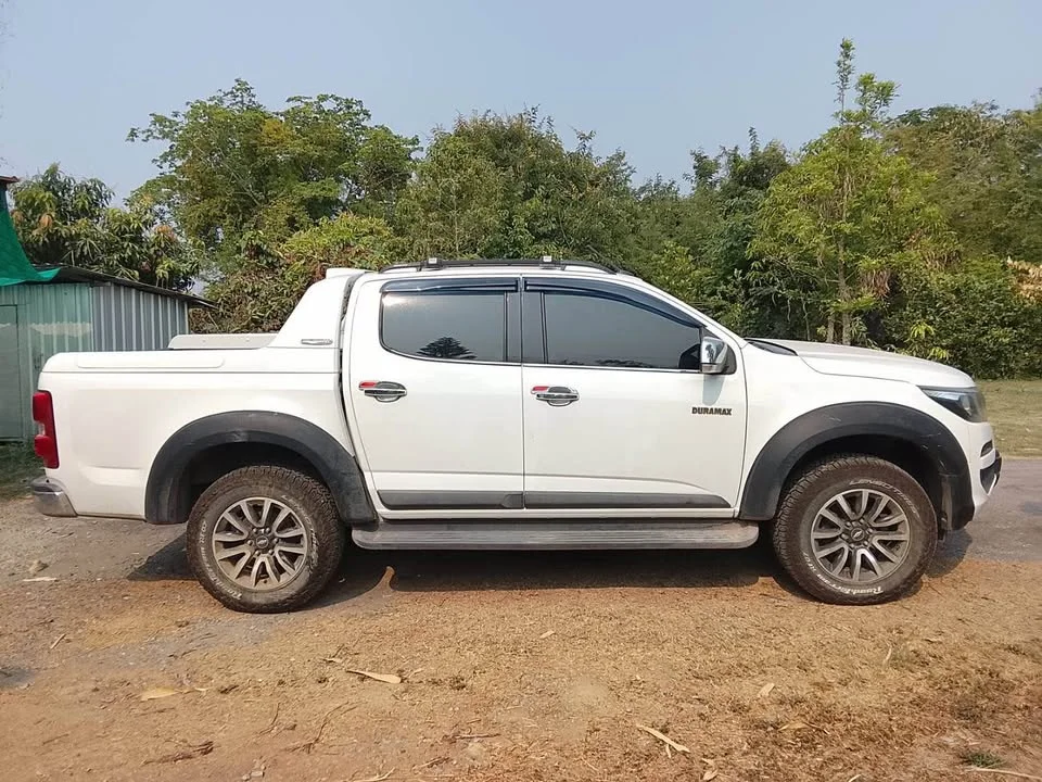 2017 Chevrolet Colorado II 2