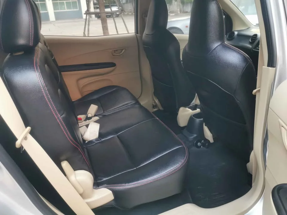 2015 Honda Mobilio II 2