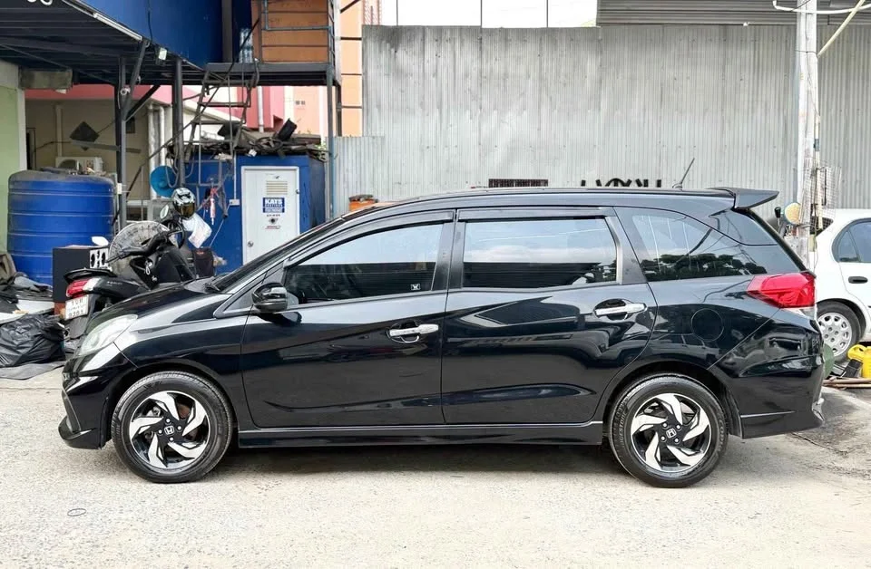 2014 Honda Mobilio II 3