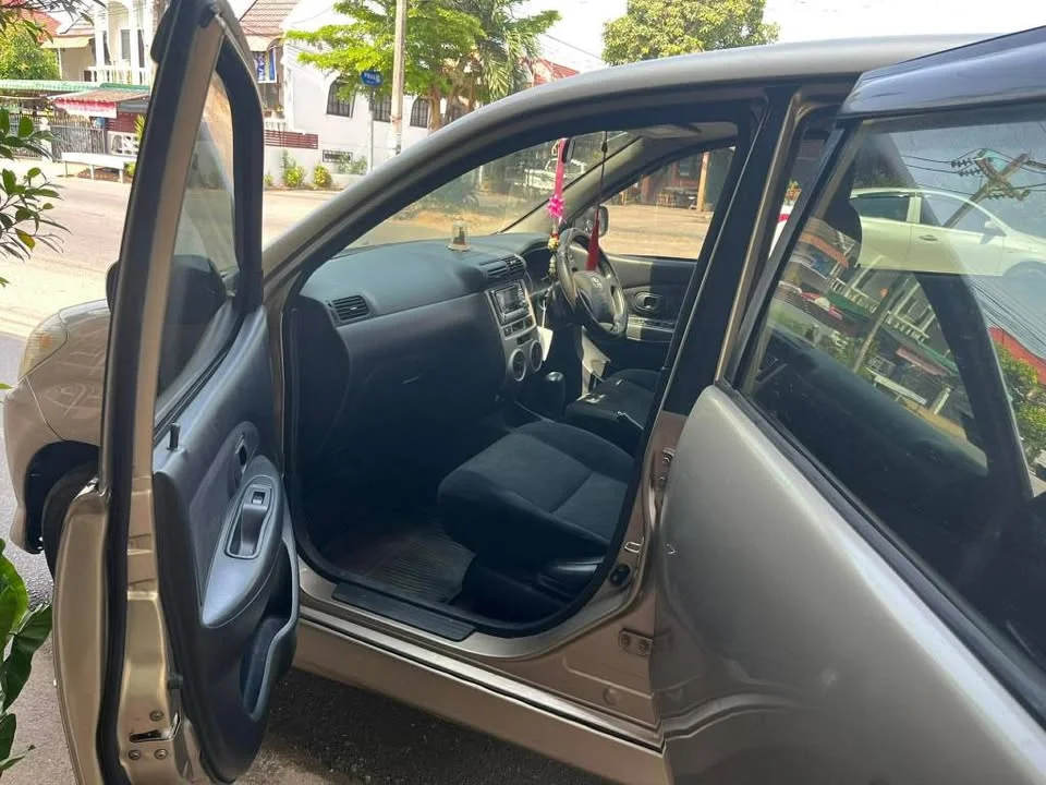 2007 Toyota Avanza I 2