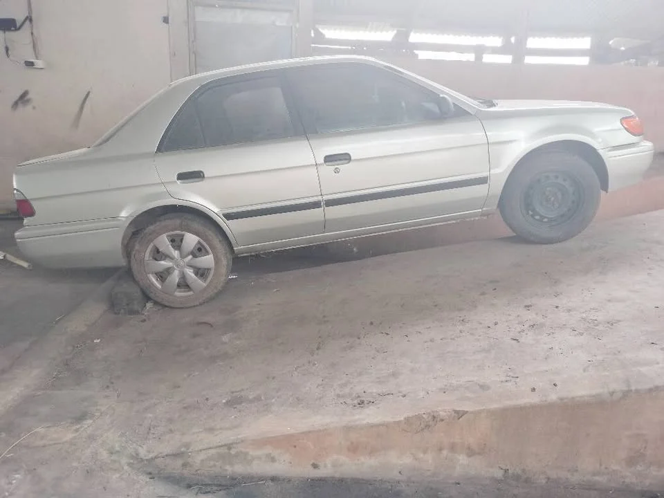 1990 Toyota Soluna V (L50) 2