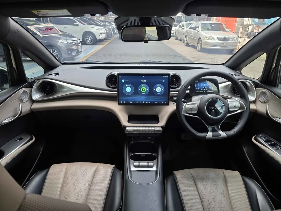 2023 BYD Dolphin 3