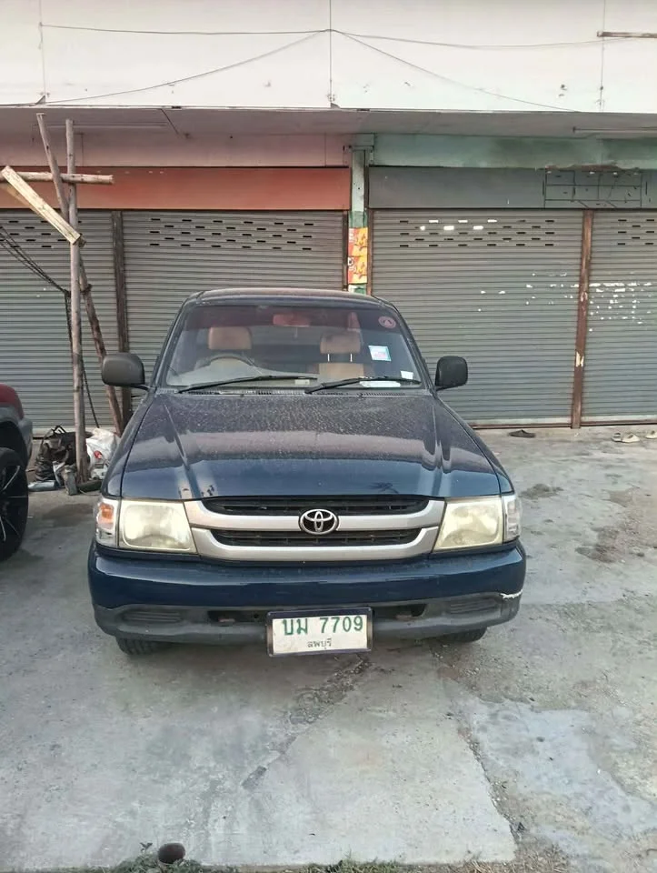 2002 Toyota Hilux Tiger VI 2