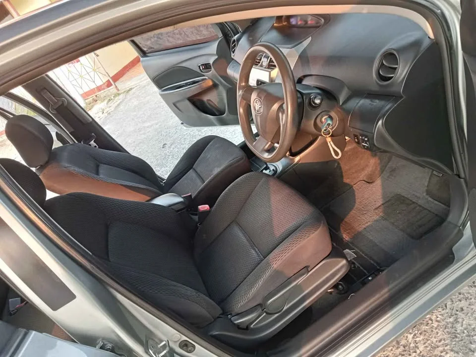 2010 Toyota Vios II 2