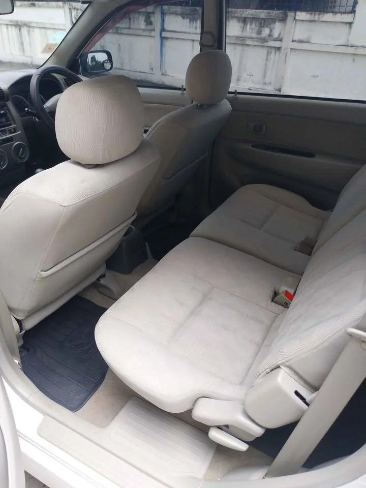 2011 Toyota Avanza I 2