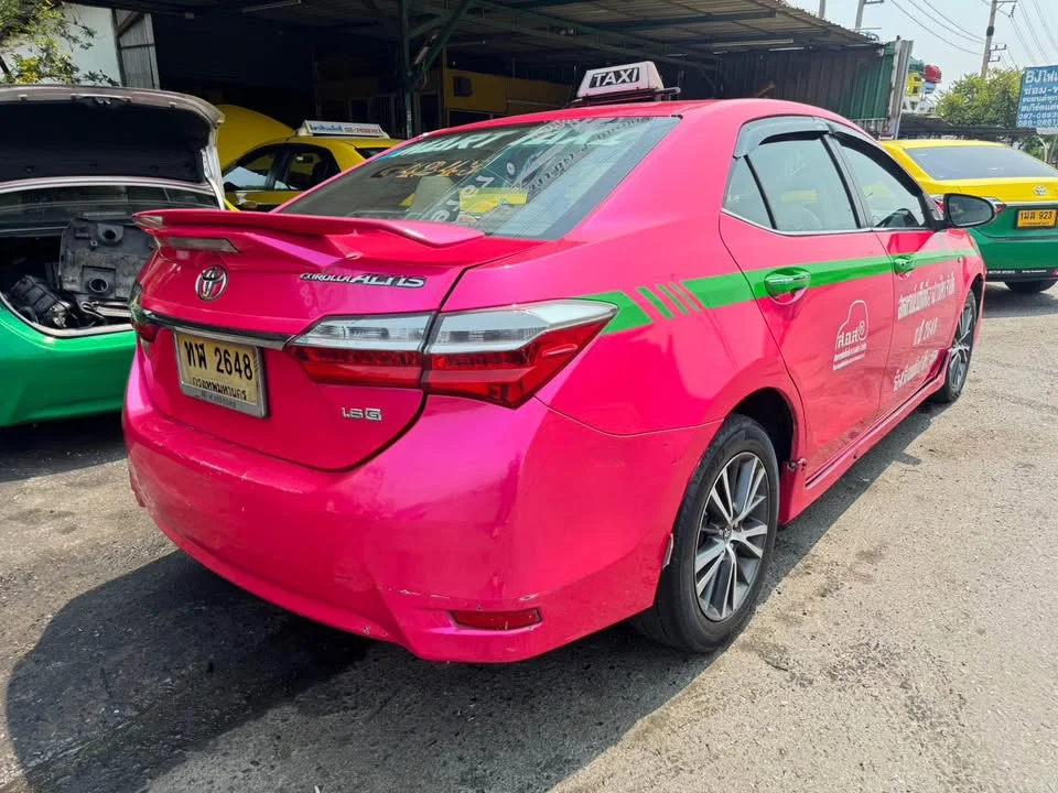 2017 Toyota Corolla Altis XI (E170) 3
