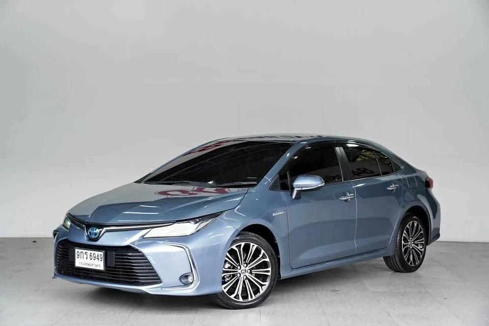 2019 Toyota Corolla Altis XII (E210) 3