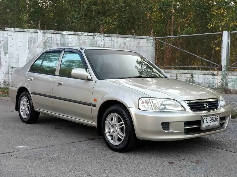 2001 Honda City III 2