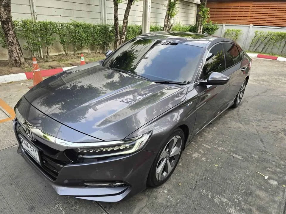 2021 Honda Accord X 2