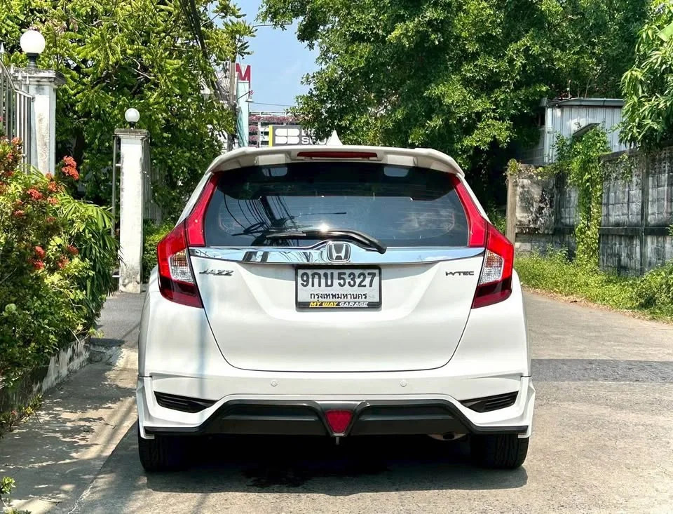 2020 Honda Jazz III 2