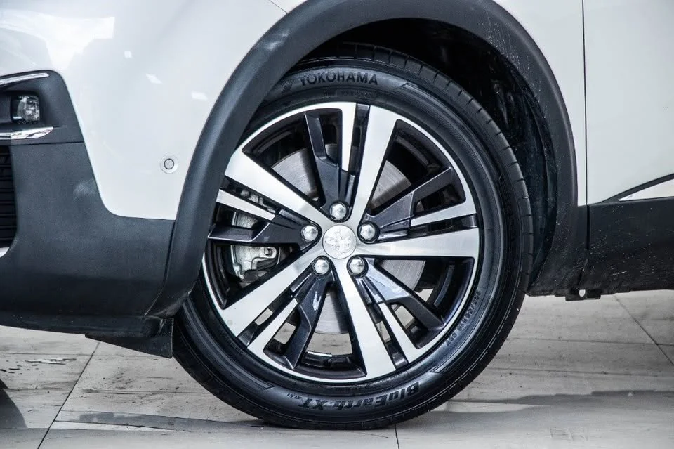 2021 Peugeot 5008 II 3