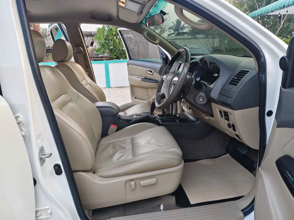2014 Toyota Fortuner I 2