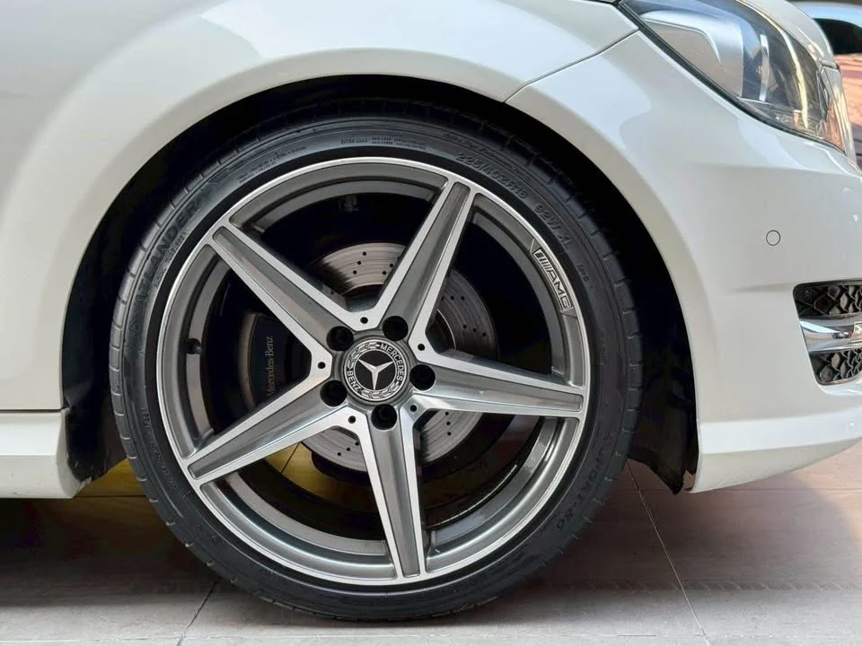 2011 Benz C-Class W204 3