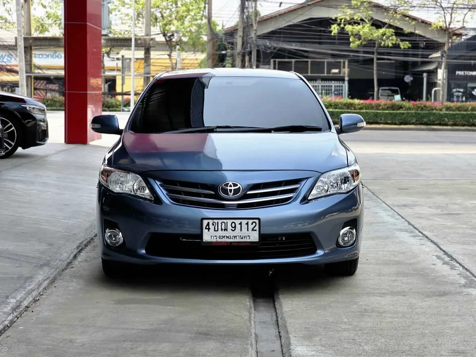 2010 Toyota Corolla Altis X (E140) 2