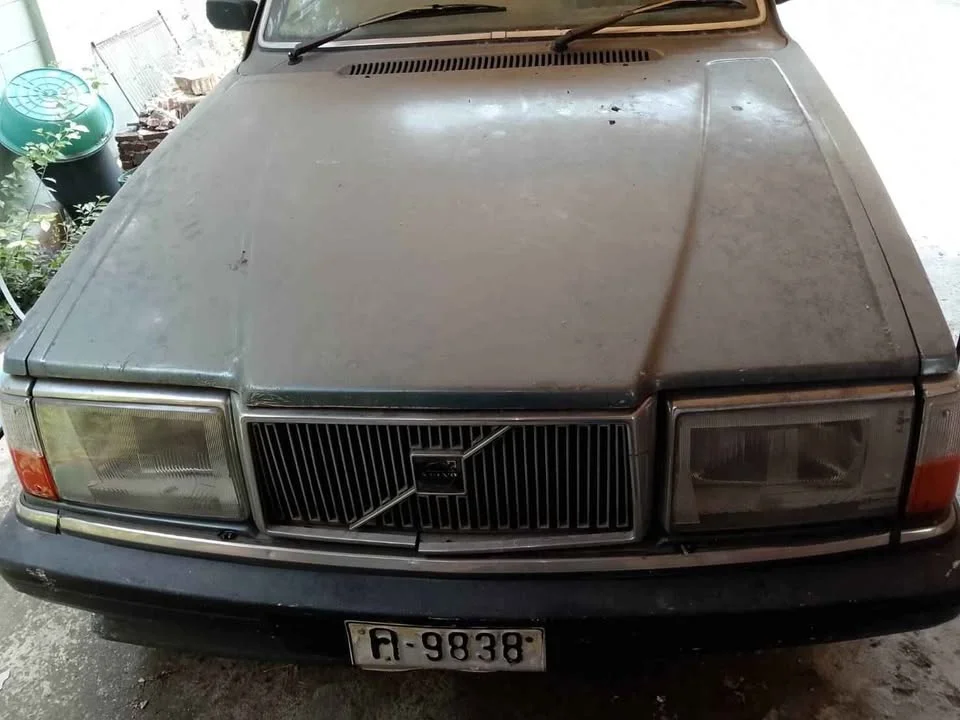 Volvo 200 Series 3