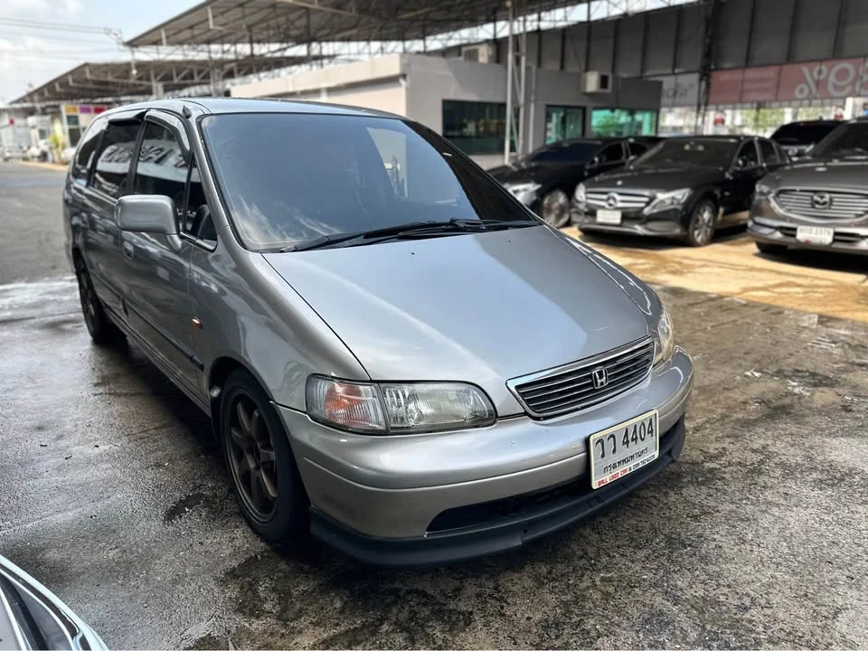 1996 Honda Odyssey I 3