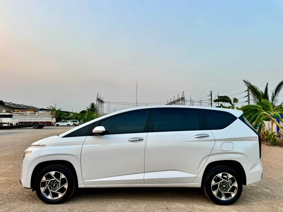 2024 Hyundai Stargazer KS 3