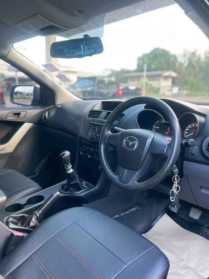2013 Mazda BT-Series II 3