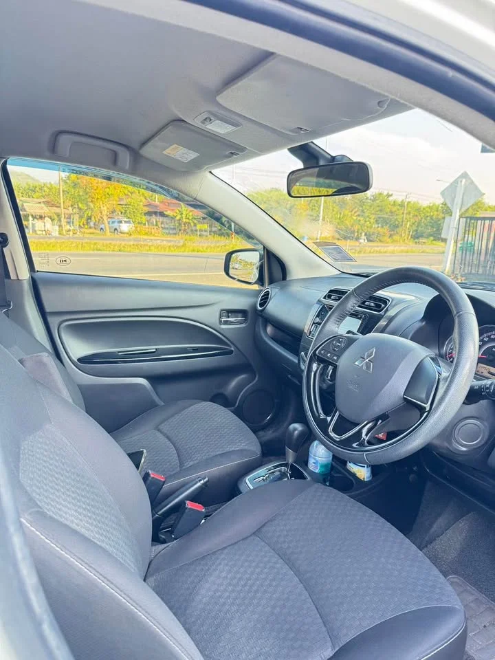 2018 Mitsubishi Mirage VI 2
